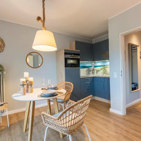 Maritime Ostsee Mit Privatem Seezugang Apartment *